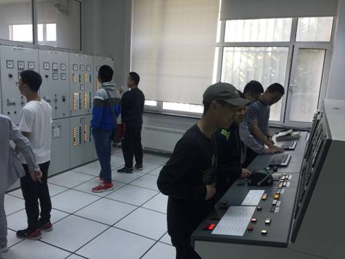 http://zqxt.dlmu.edu.cn/uploadfile/2018/0522/20180522110248493.jpg